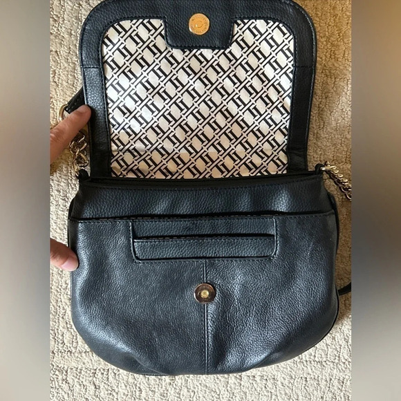 Tignanello midnight lady quilted crossbody bag - Picture 5 of 5